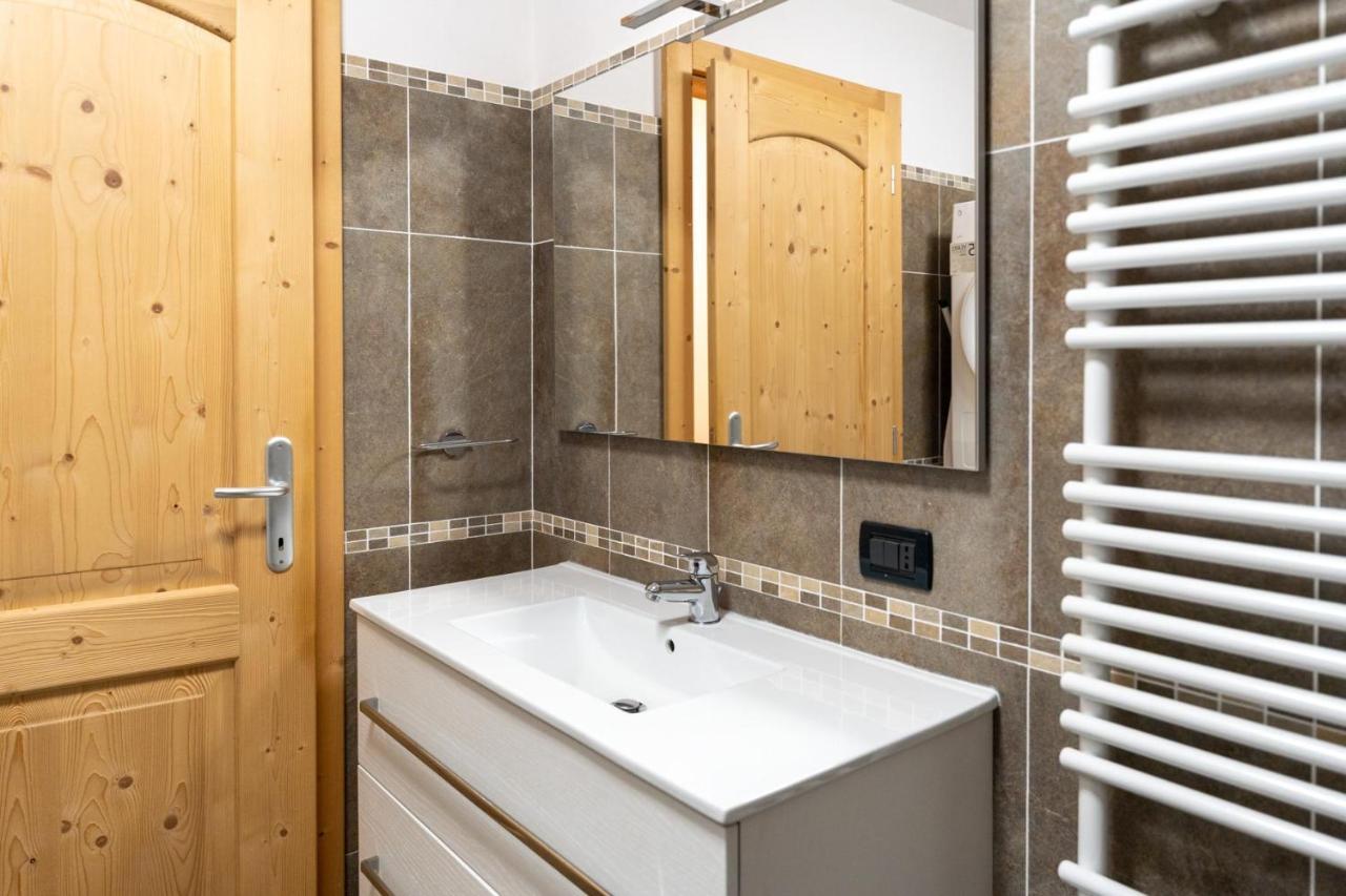 شقة Casa Beba - Agenzia Dolomiti Affitti كافاليسِّ المظهر الخارجي الصورة